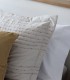 EDREDÓN JACQUARD CRUZ BEIGE